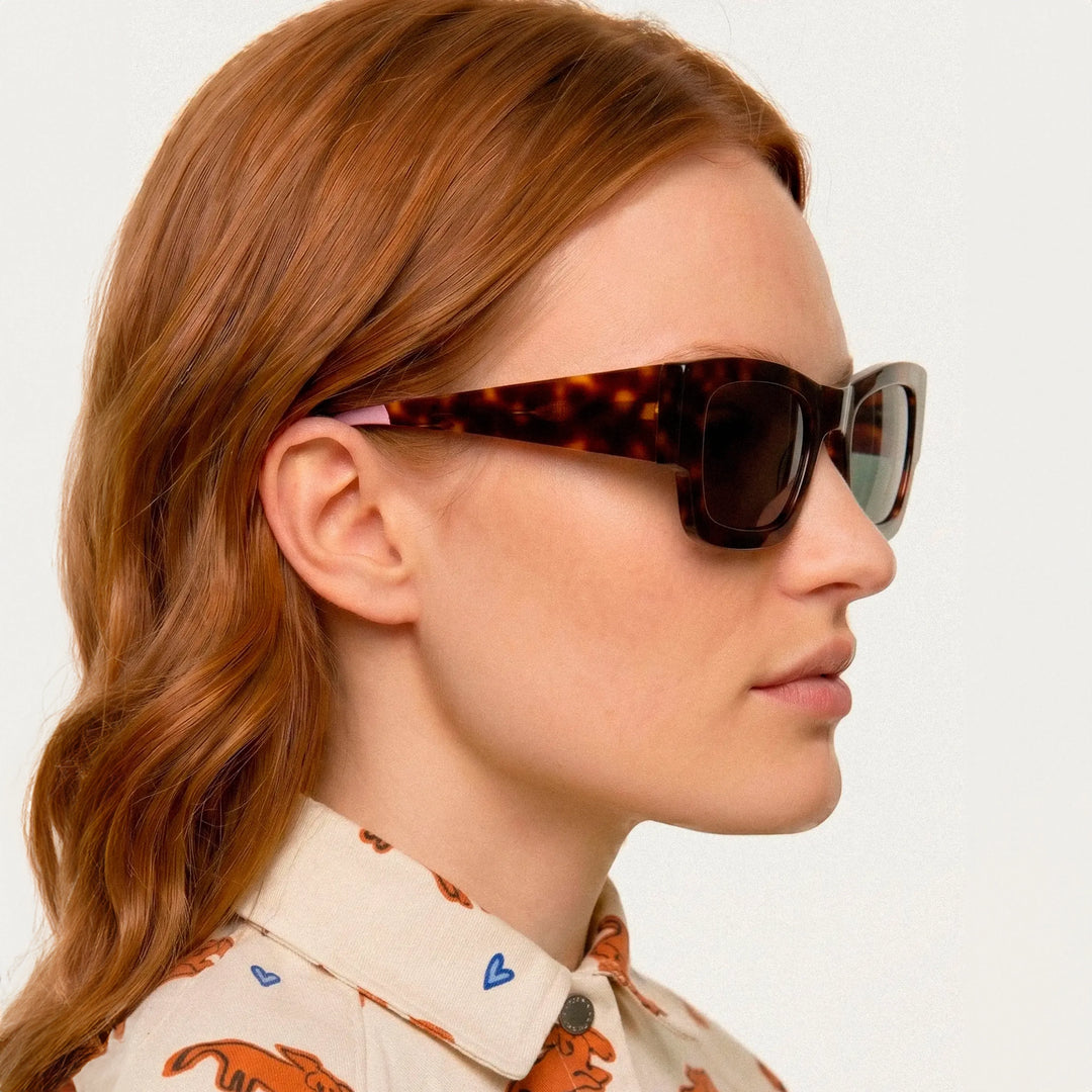 GAFAS DE SOL - Compañía Fantástica, Carey con punta patillas rosa claro