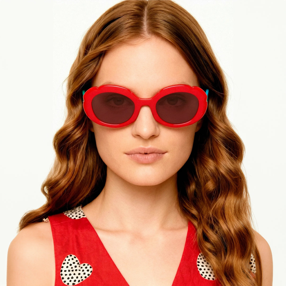 GAFAS DE SOL - Compañía Fantástica, Rojas con punta patillas multicolor azul claro y verde