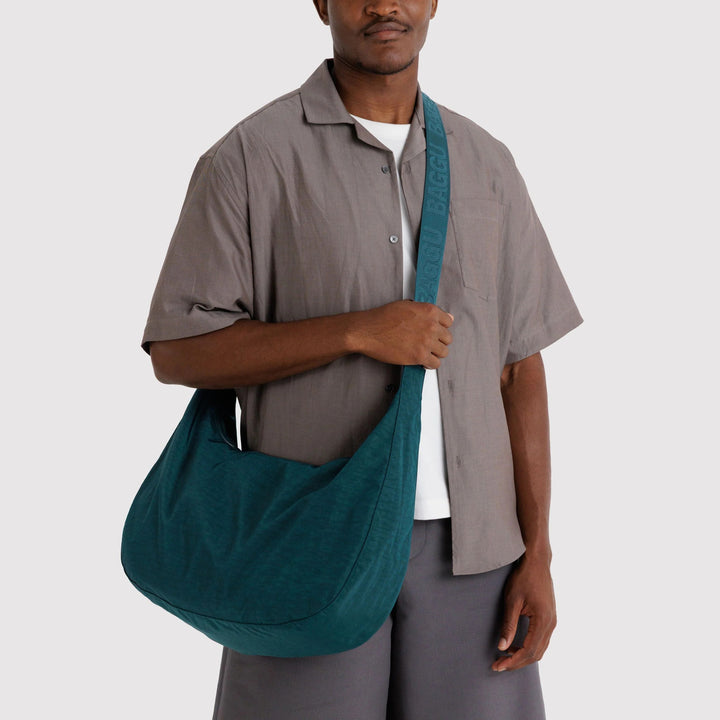 BOLSO - Baggu, Deep Sea Large Nylon Crescent Bag