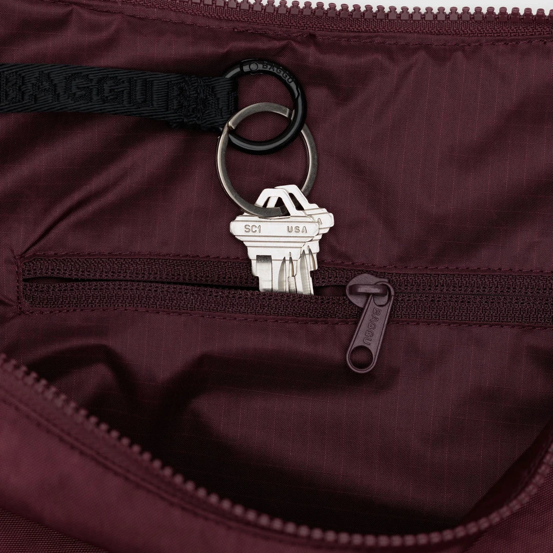 BOLSO - Baggu, Mahogany Large Nylon Crescent Bag