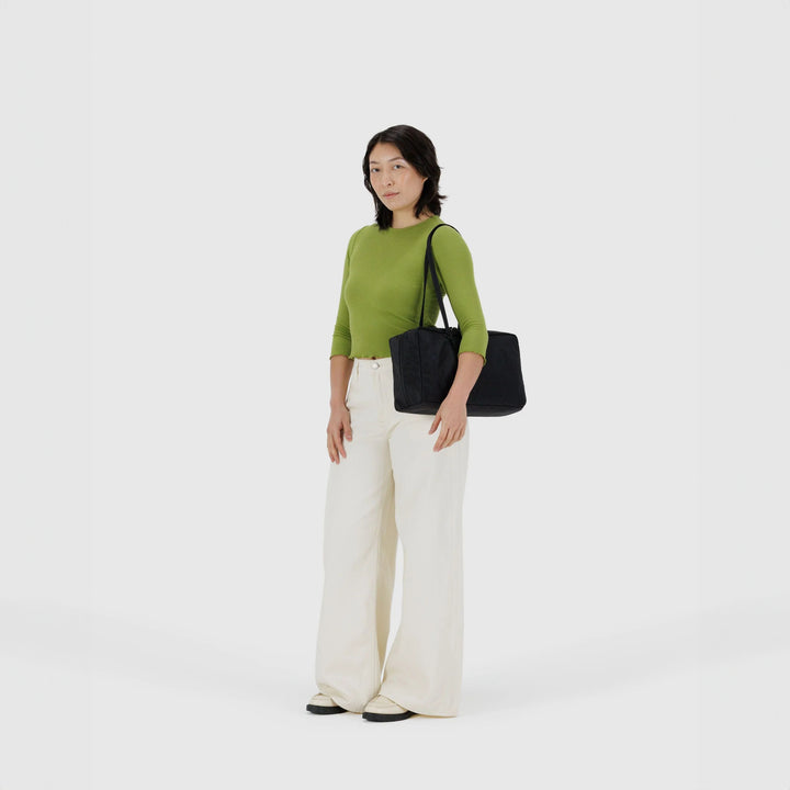 BOLSO - Baggu, Medium Nylon Bowler Bag Black
