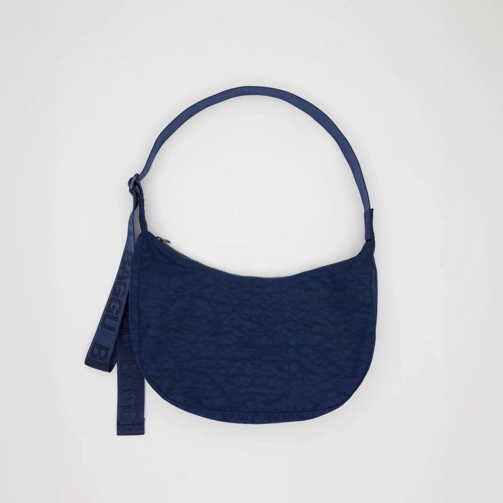 BOLSO - Baggu, Navy Medium Nylon Crescent Bag