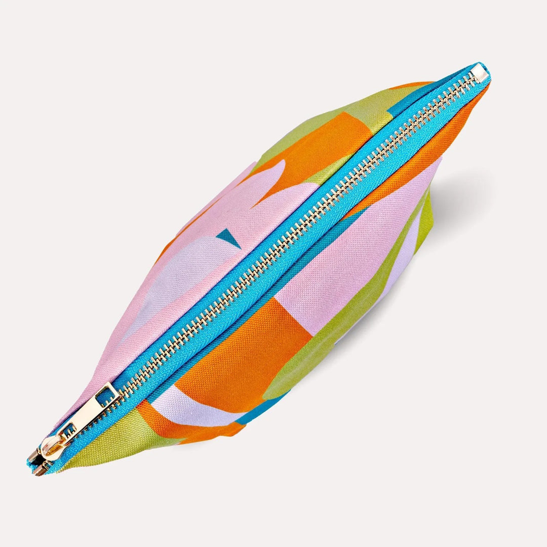 ESTUCHE - The Completist, Osaka