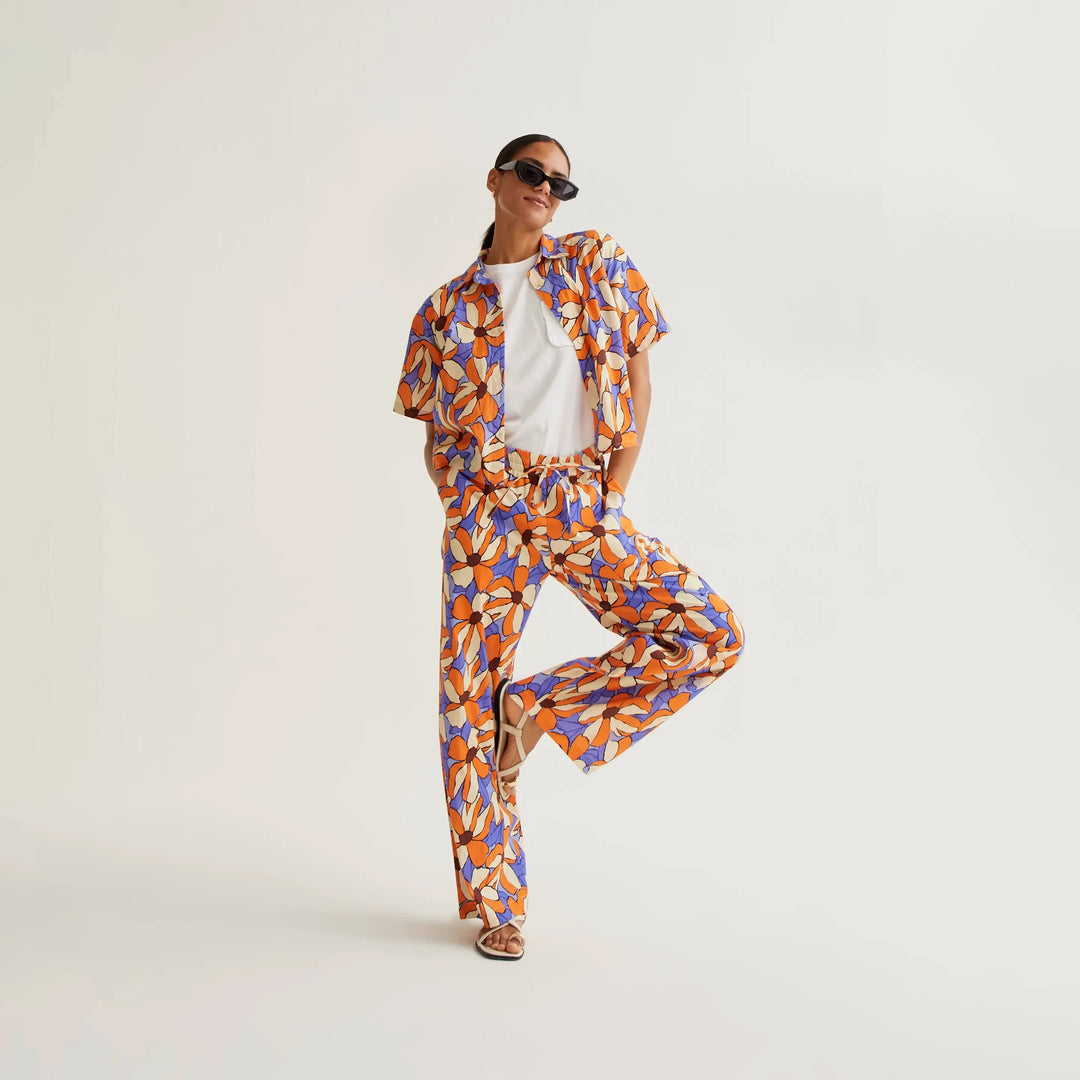 PANTALÓN - Compañía Fantástica, Con estampado Marigold