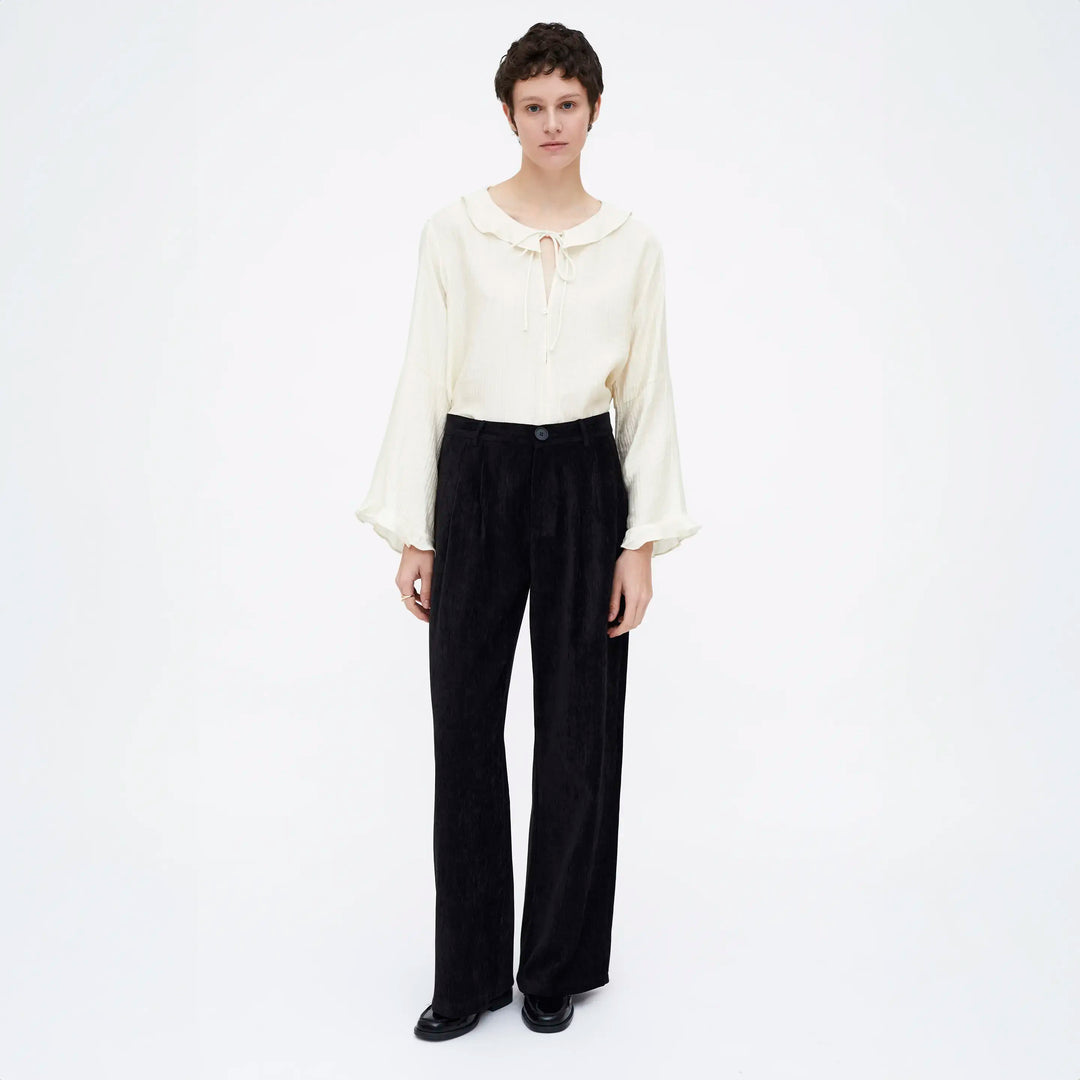 PANTALÓN - Wild Pony,  Negro con efecto aterciopelado