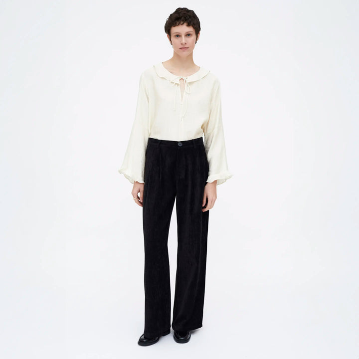 PANTALÓN - Wild Pony,  Negro con efecto aterciopelado
