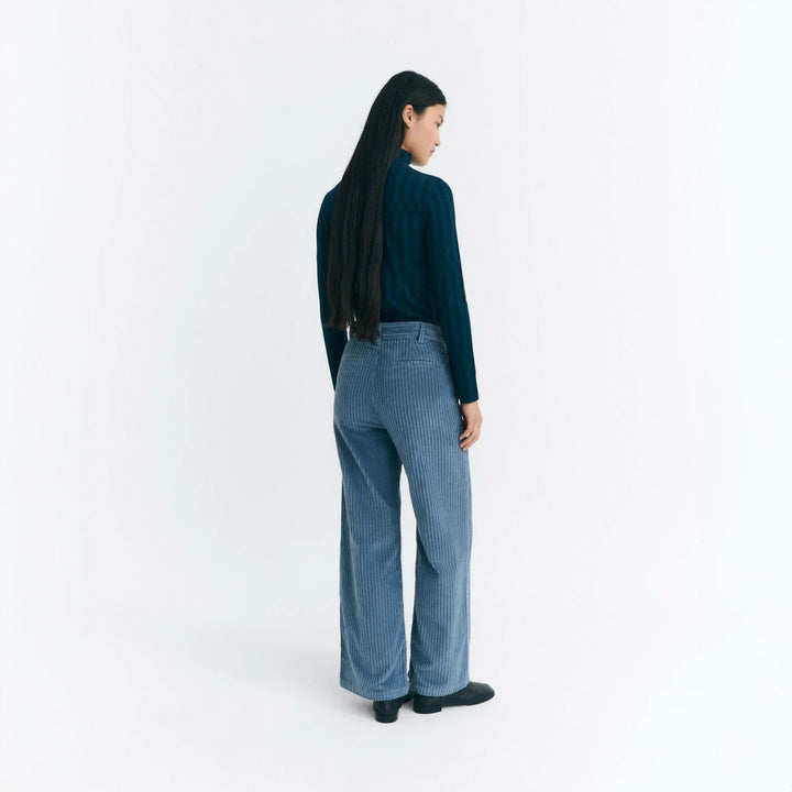 PANTALÓN - Thinking Mu, Karina pana azul
