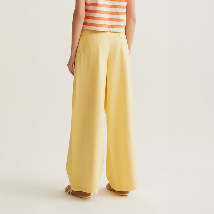 PANTALÓN - Compañía Fantástica, Wide Leg Amarillo