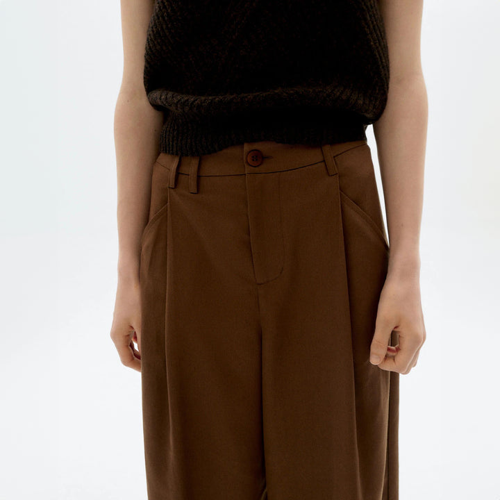 PANTALÓN - Thinking Mu, Molly Wide leg pinza marrón