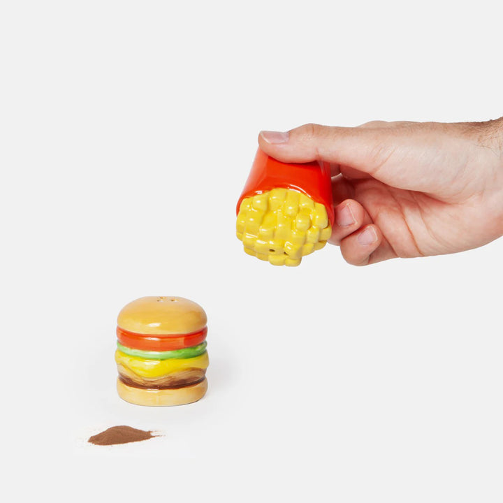 SALERO Y PIMENTERO - Doiy, Fast food