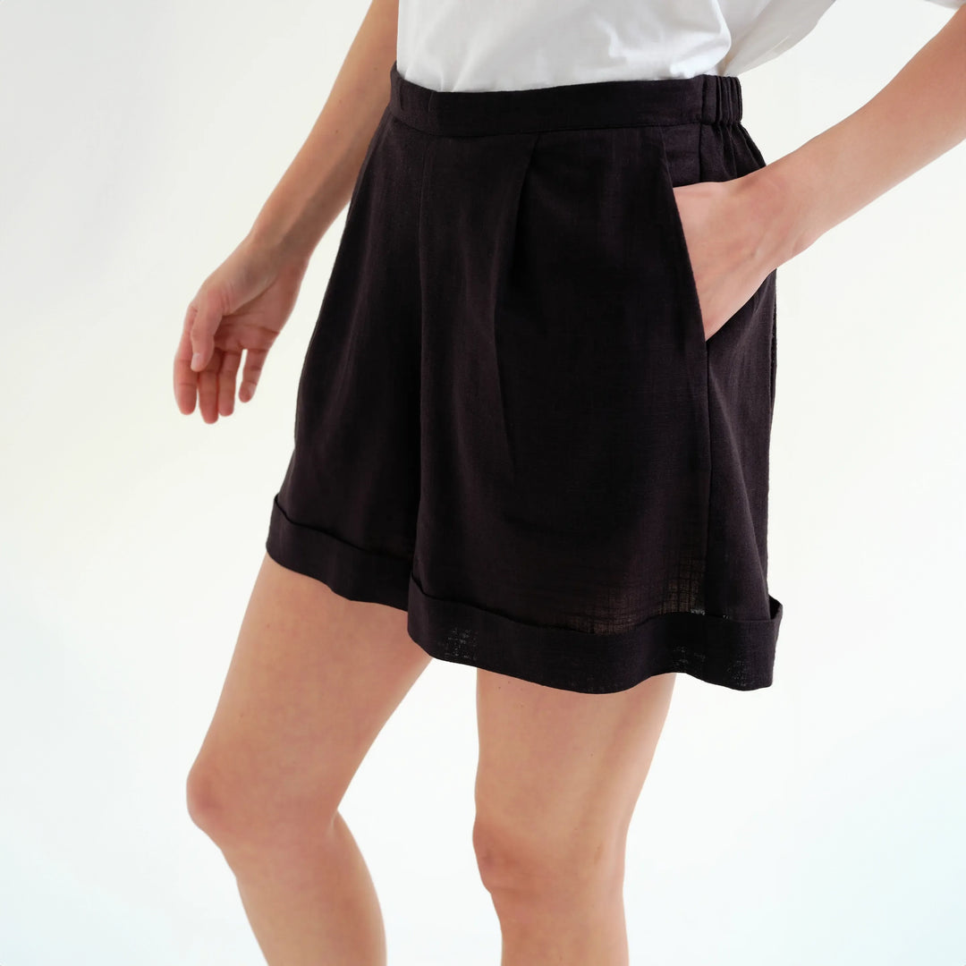 SHORTS - Compañía Fantástica, Negro