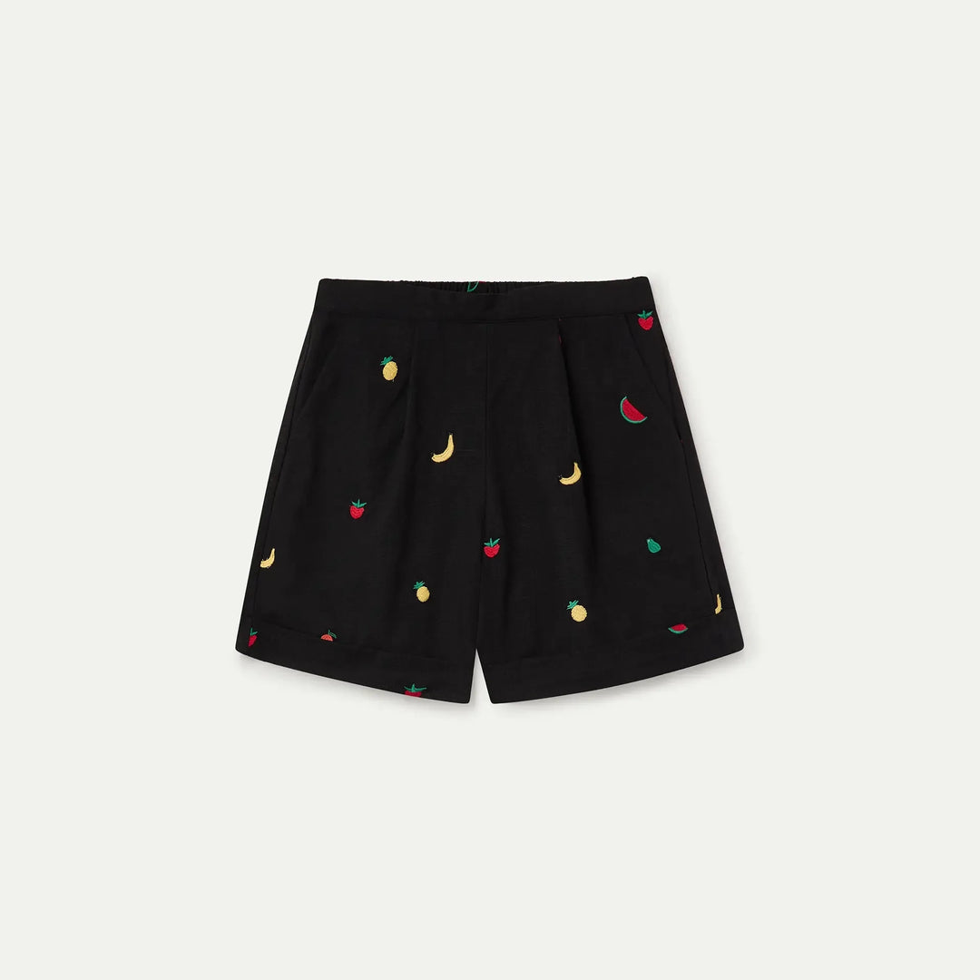 SHORTS - Compañía Fantástica, Negro con bordado de Ensalada de frutas