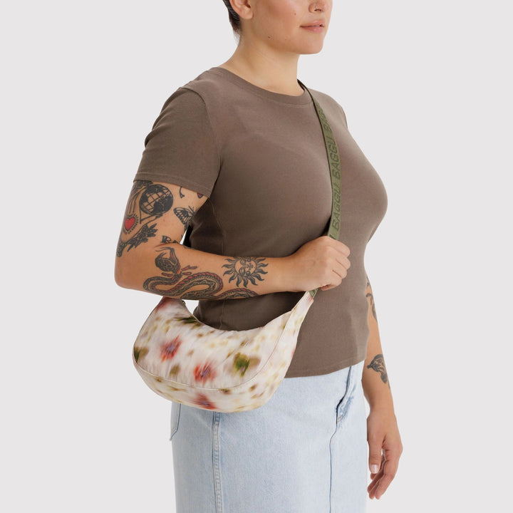 BOLSO - Baggu, Abstract Floral Small Nylon Crescent Bag