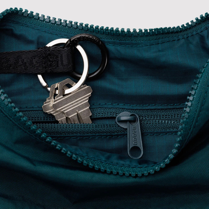 BOLSO - Baggu, Deep Sea Small Nylon Crescent Bag
