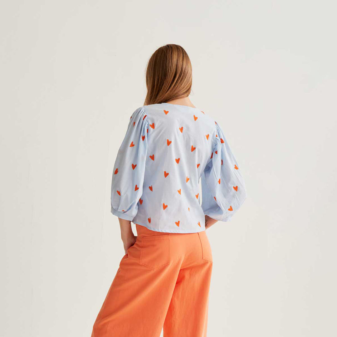 BLUSA - Compañía Fantástica, Bordado de corazones
