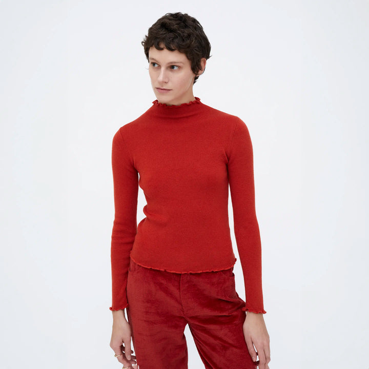 TOP - Wild Pony, Cuello perkins canalé rojo.