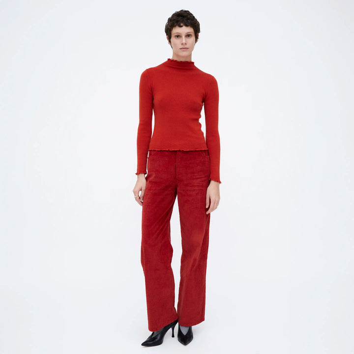 TOP - Wild Pony, Cuello perkins canalé rojo.