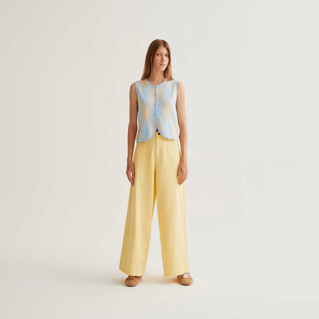 TOP- Compañía Fantástica, Punto con rombos azul