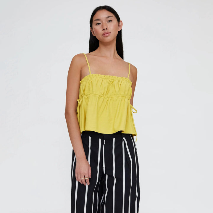 TOP - Wild Pony, Tirantes fluidos amarillo