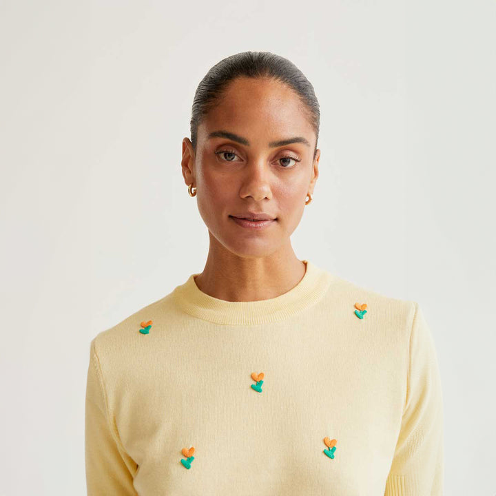 TOP - Compañía Fantástica, Punto suave amarillo con flores