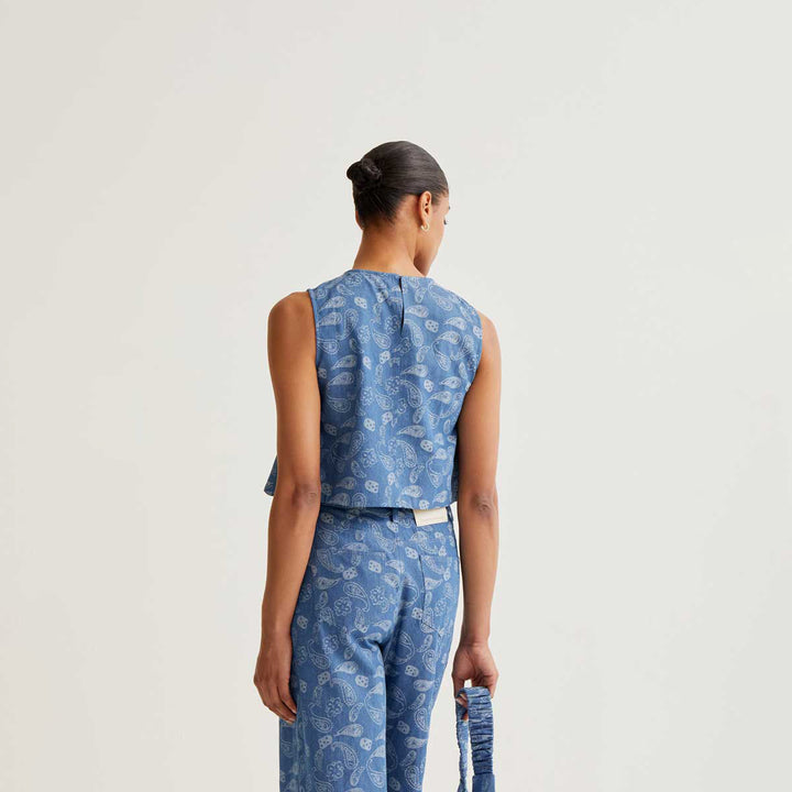 TOP - Compañía Fantástica, Vaquero azul con estampado Paisley