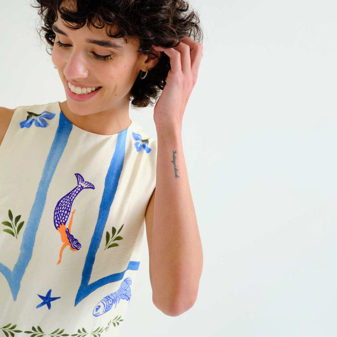 VESTIDO - Compañía Fantástica, Largo con estampado Palm & Mermaid