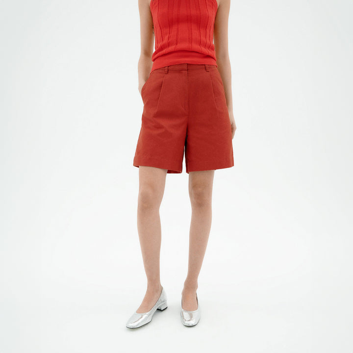 SHORTS - Thinking Mu, Bermuda pinzas rojo hemp Lia