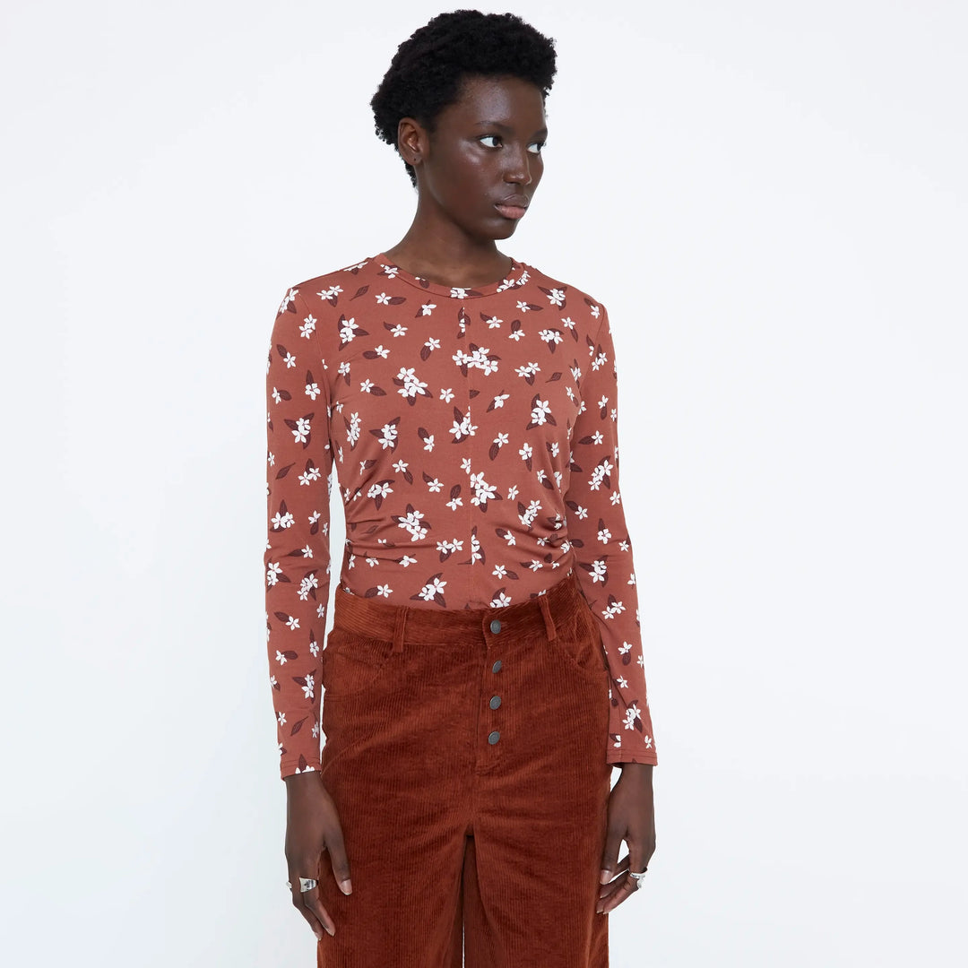 CAMISETA - Wild Pony, Estampado Almond Flower