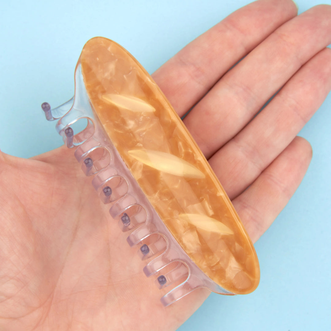 PINCH - Coucou Suzette, Dachshund pin