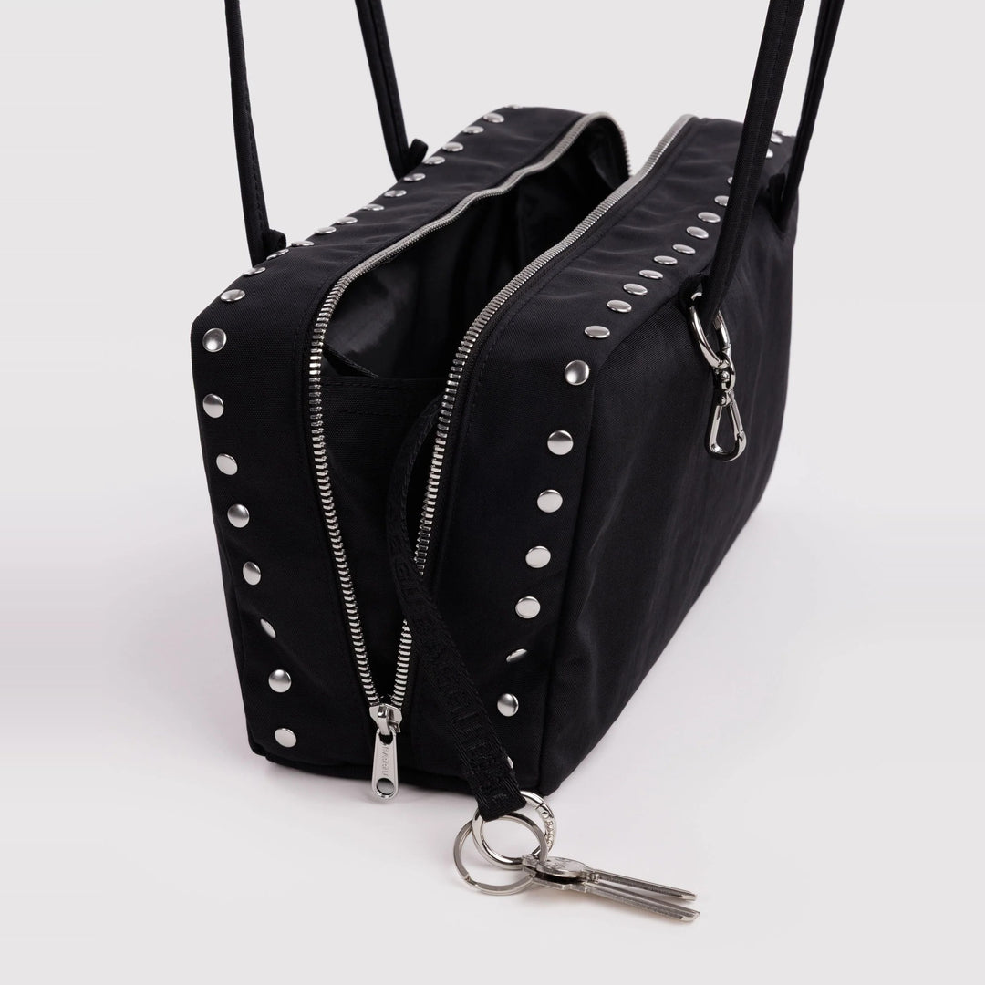 Nylon Bowler Bag Studs de Baggu – foto 4
