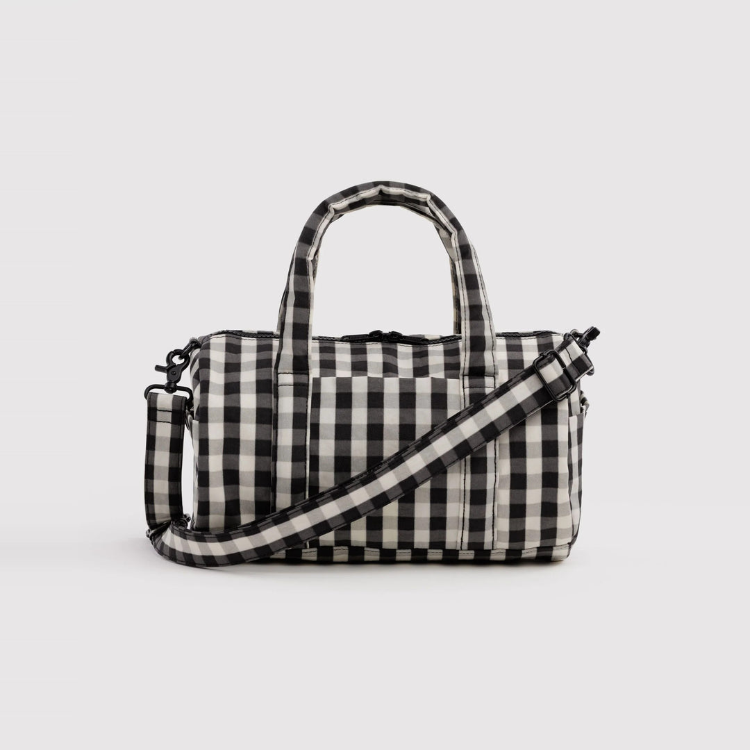 Nylon Duffle Bag Black and Cream Gingham de Baggu – foto 1