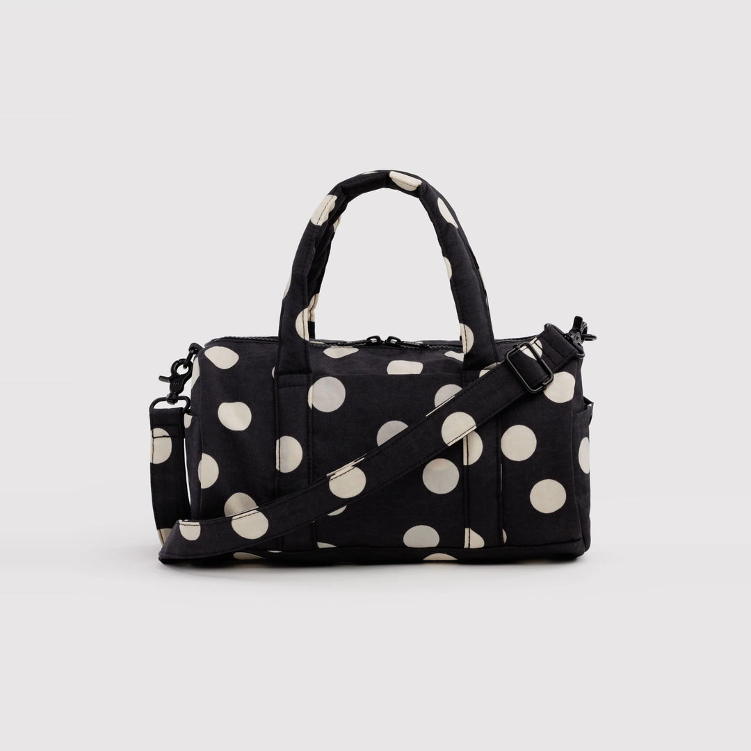 Nylon Duffle Bag Black and Cream Polka Dot de Baggu – foto 1