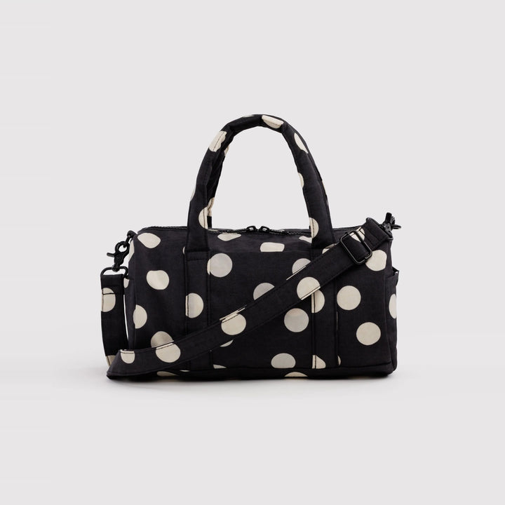 Nylon Duffle Bag Black and Cream Polka Dot de Baggu – foto 1