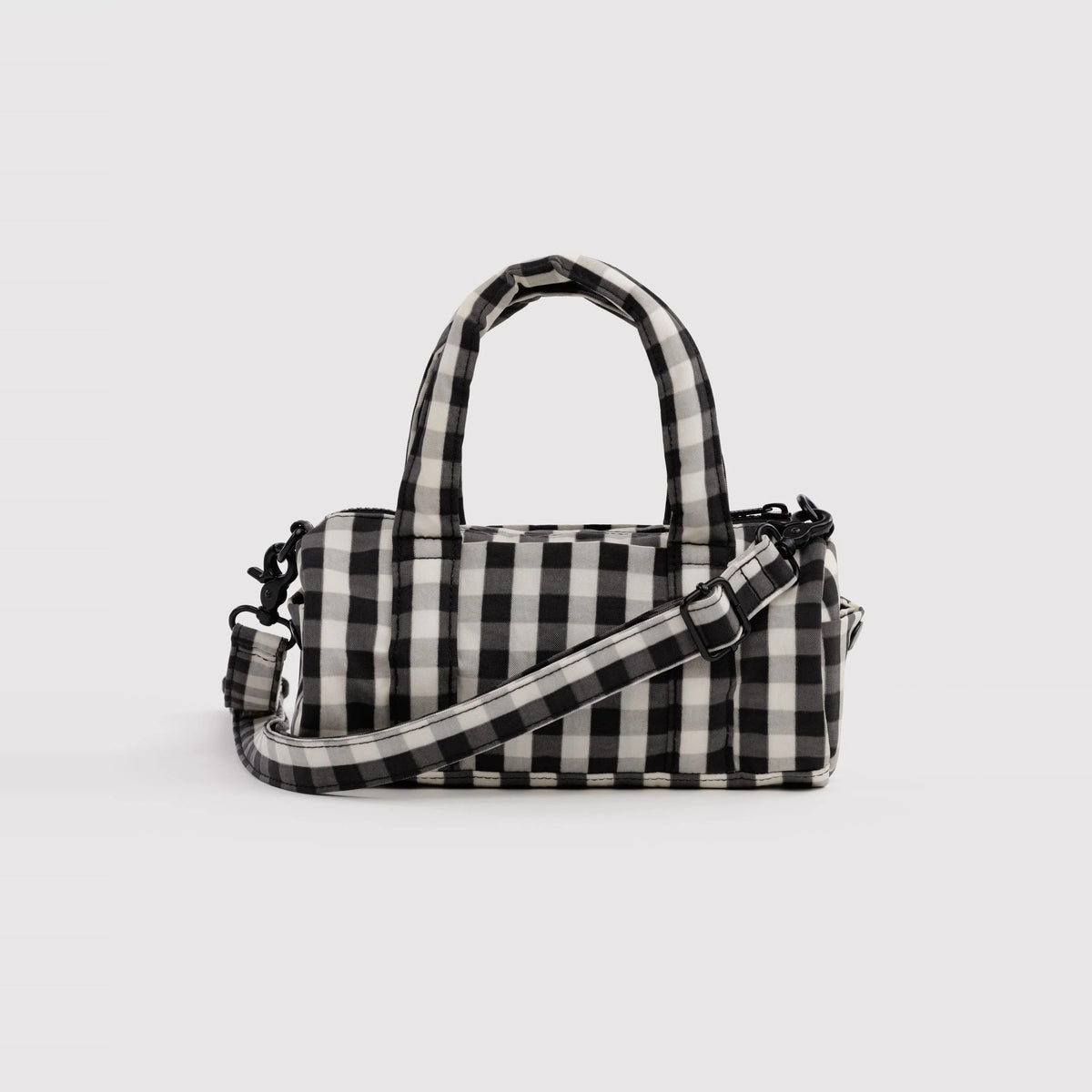 Small Nylon Duffle Bag Black and Cream Gingham de Baggu – foto 1
