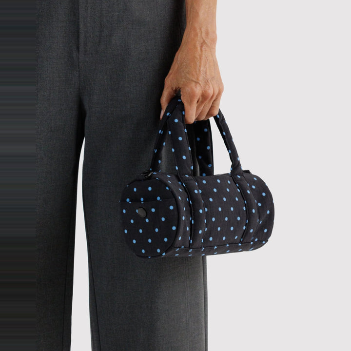 Small Nylon Duffle Bag Black and Sky Blue Micro Dot de Baggu – foto 3