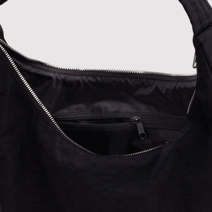 Nylon Shoulder Bag Studs de Baggu – foto 4