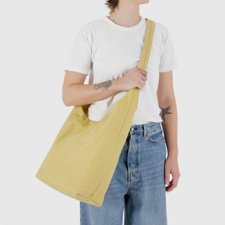 BOLSO - Baggu, Large Nylon Sling Bag Butter