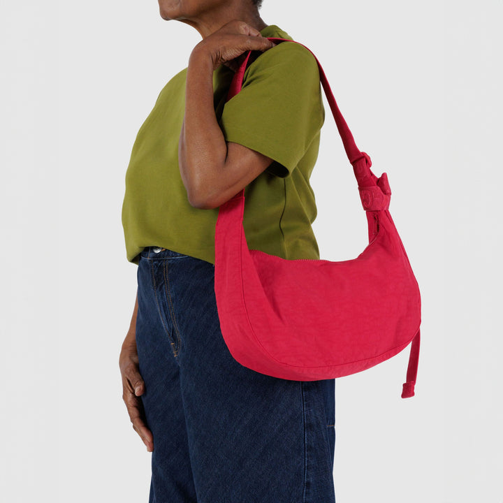 BOLSO - Baggu, Medium Nylon Crescent Bag Candy Apple