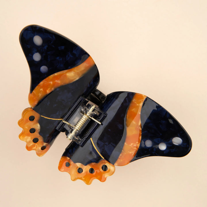 PINCH - Coucou Suzette, Dachshund pin