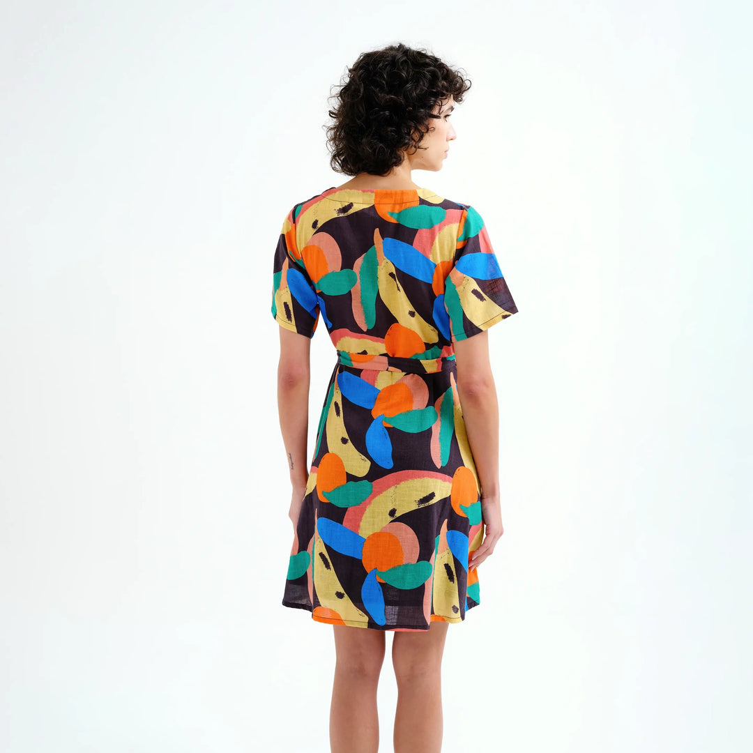 VESTIDO - Compañía Fantástica, Corto Con Estampado Tutti Frutti Big