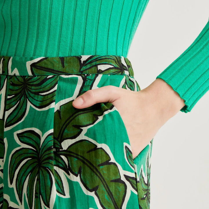 SHORTS - Compañía Fantástica, Con Estampado Palm Tree