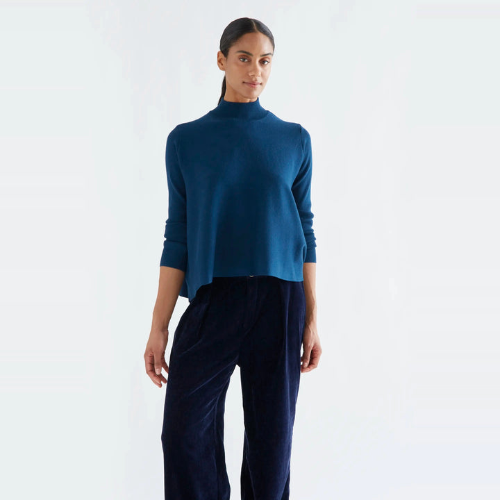 Jersey cuello alto básico azul de Compañía Fantástica para mujer – foto 1
