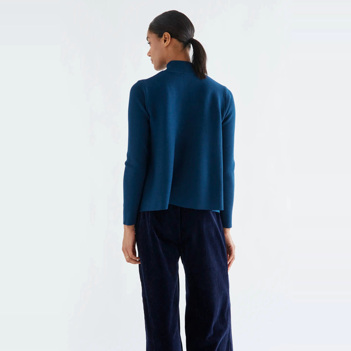 Jersey cuello alto básico azul de Compañía Fantástica para mujer – foto 2