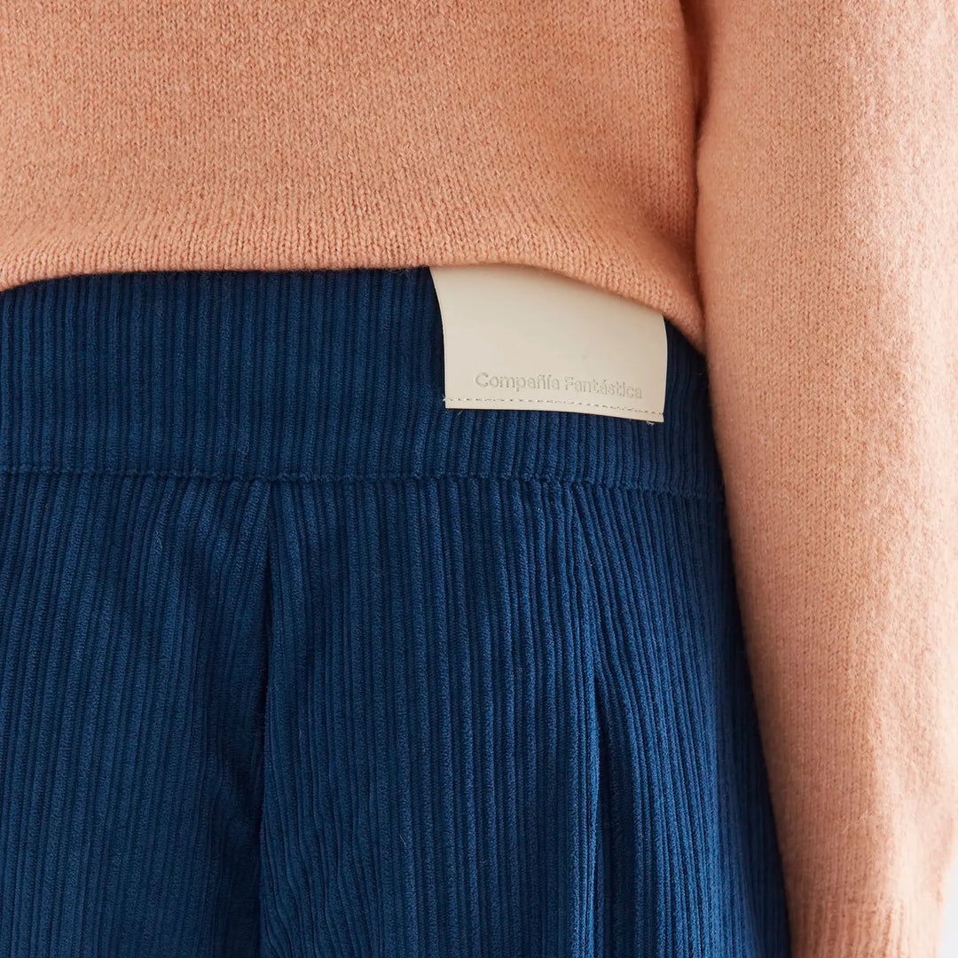 Pantalón pana doble botón azul marino de Compañía Fantástica para mujer – foto 3