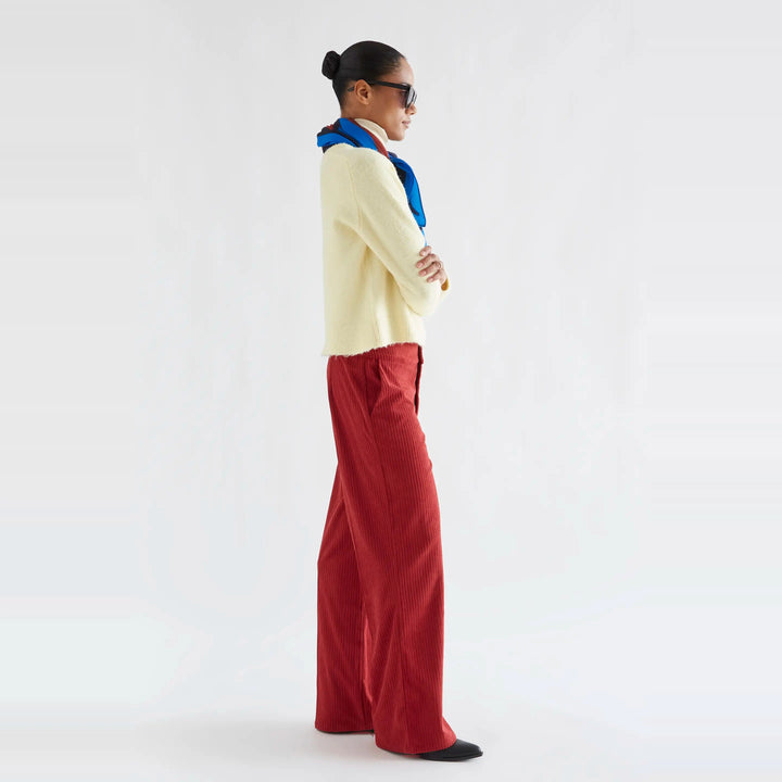 Pantalón pana doble botón rojo de Compañía Fantástica para mujer – foto 5