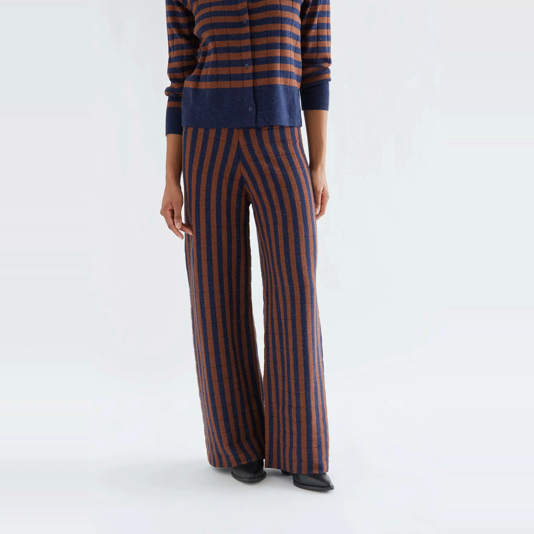 Pantalón punto con rayas azul marino y marrón de Compañía Fantástica para mujer – foto 1