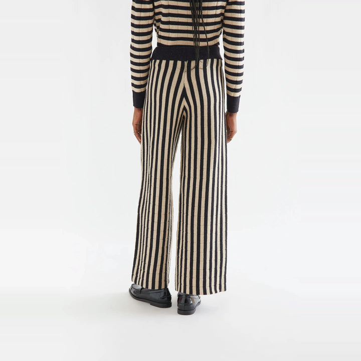 Pantalón punto con rayas negro y beige de Compañía Fantástica para mujer – foto 2