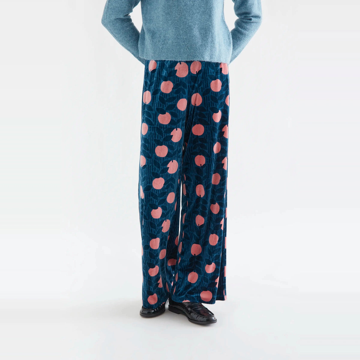Pantalón terciopelo con estampado Lychee de Compañía Fantástica para mujer – foto 1