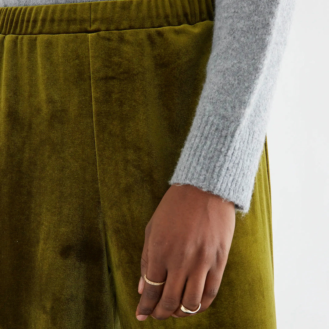 Pantalón terciopelo verde oliva de Compañía Fantástica para mujer – foto 3