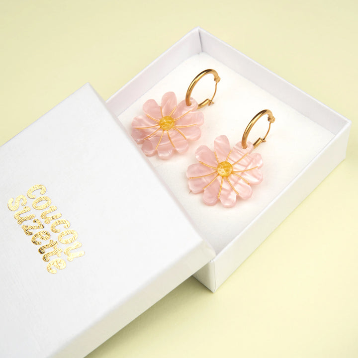 PENDIENTES - Coucou Suzette, Cosmos